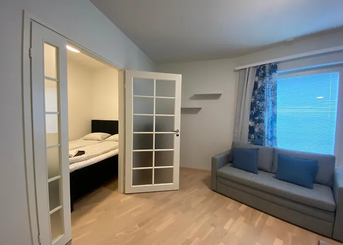 First Olive Apartamento 3*